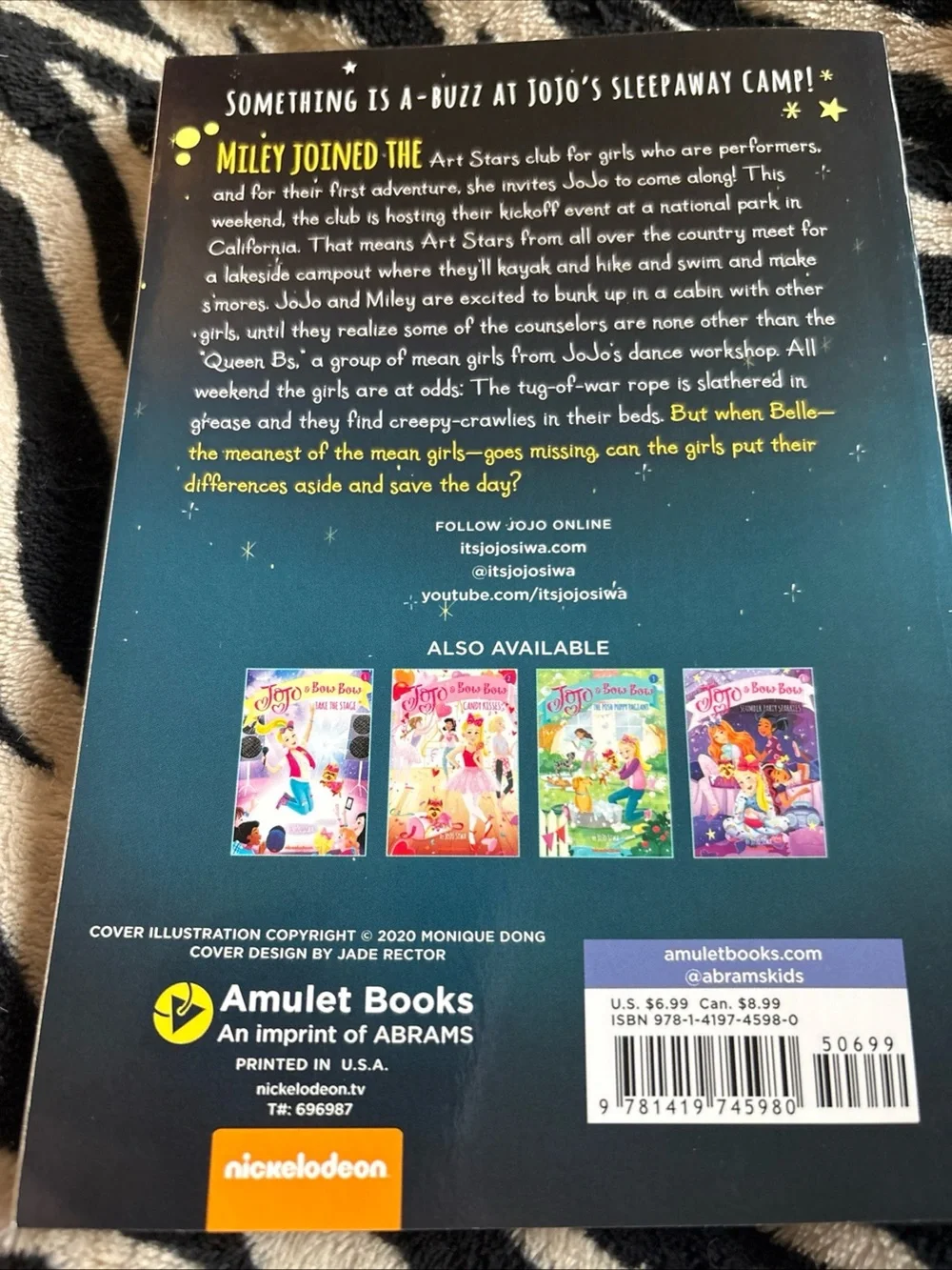 Nickelodeon JoJo & Bow Bow Storybook - Pink, Blue, Yellow